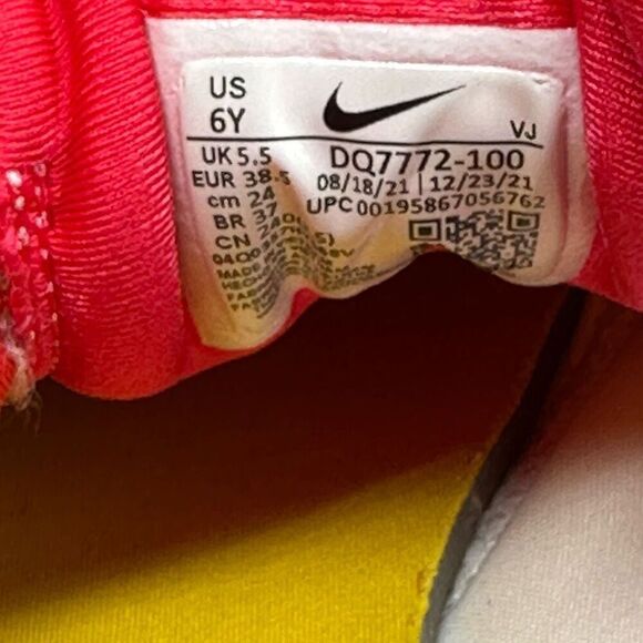 Nike~Girl’s~Air Max Dawn GS Multicolor Floral Swoosh Sneakers~Size 6 Y - Picture 8 of 8